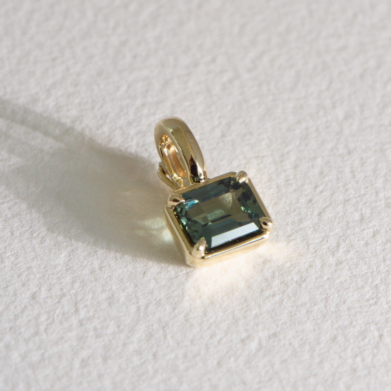 Allure Sapphire Pendant | One of a Kind