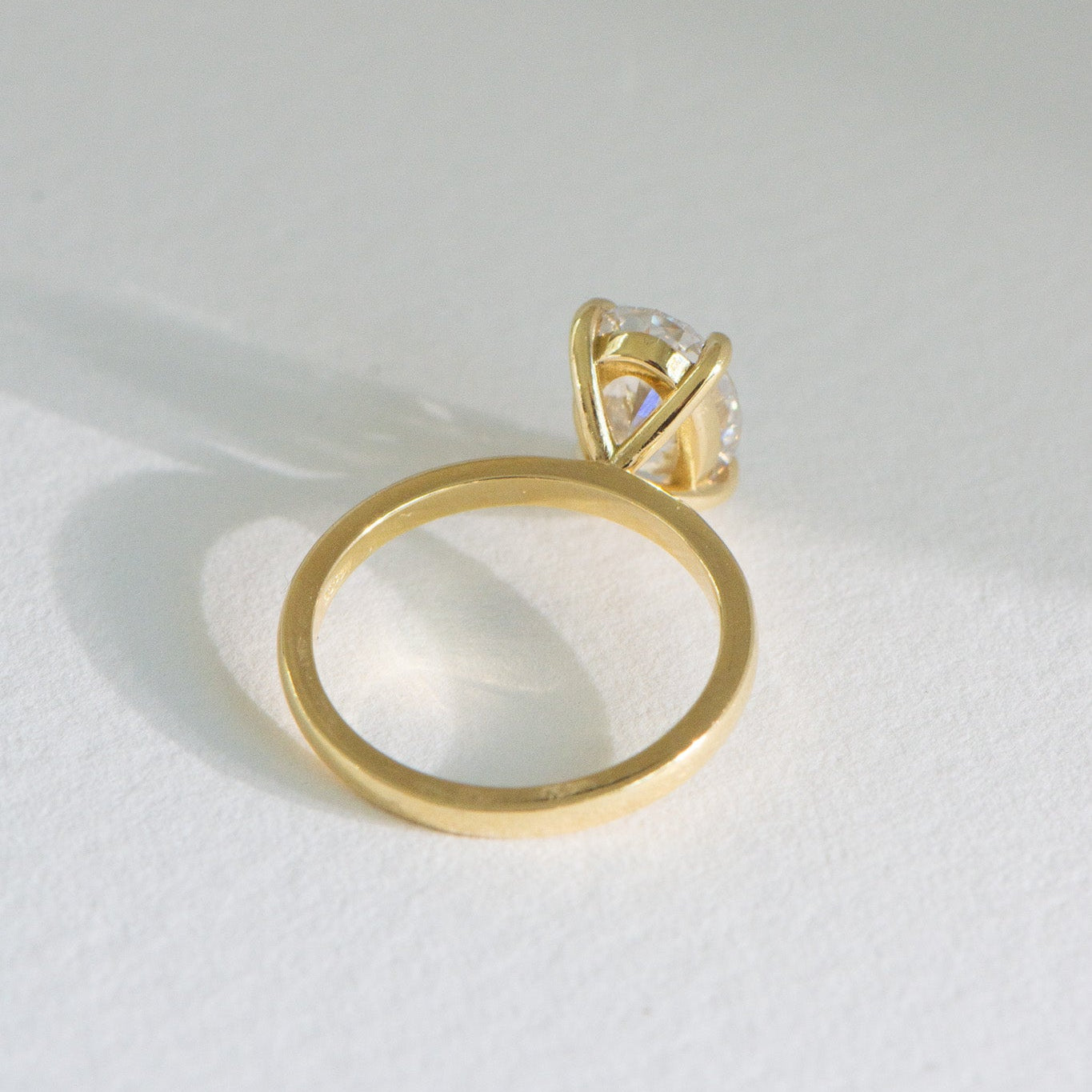 Matthews Jewellers Newcastle Helena 2.57ct lab grown diamond oval engagement ring in 18k gold