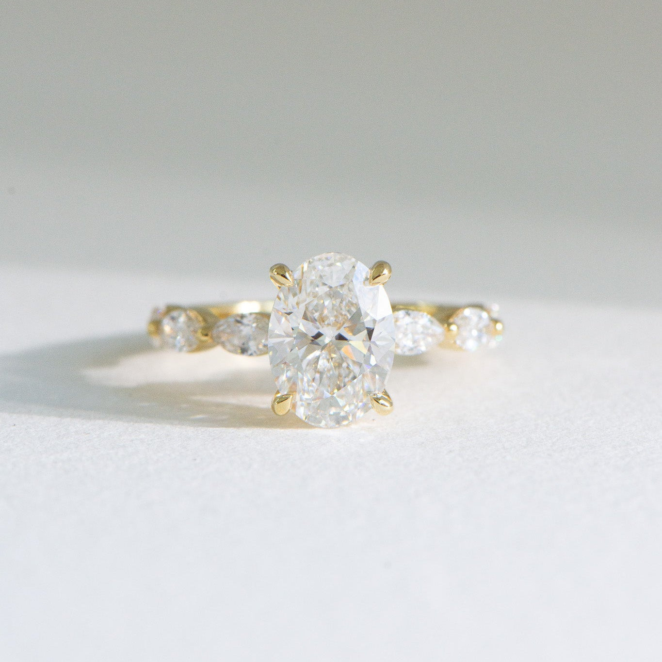 Olive | 2.50ct Oval Engagement Ring