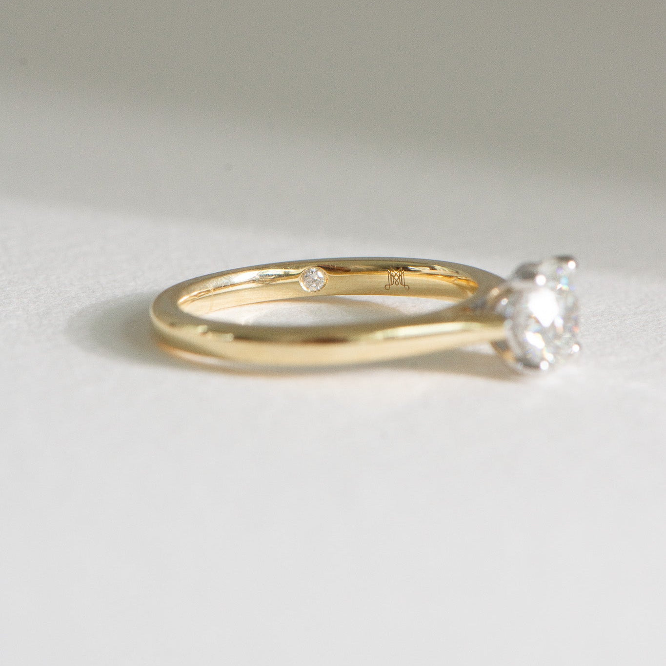 Round brilliant natural diamond engagement ring, Heritage Vera 1.07ct, GIA certified, Matthews Jewellers