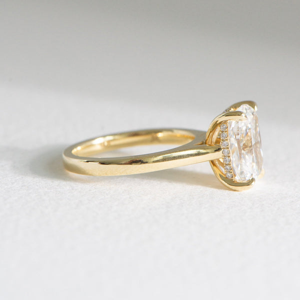Elora | 4ct Elongated Cushion Lab Diamond Engagement Ring