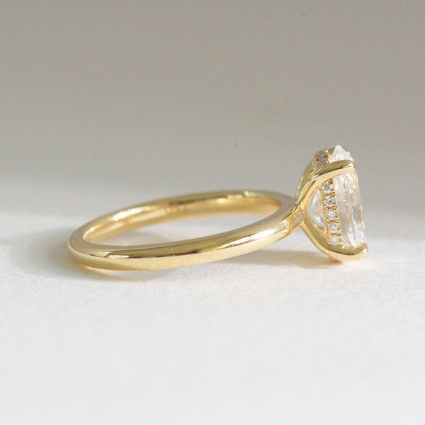 Helena | 2ct Oval Lab Diamond Engagement Ring