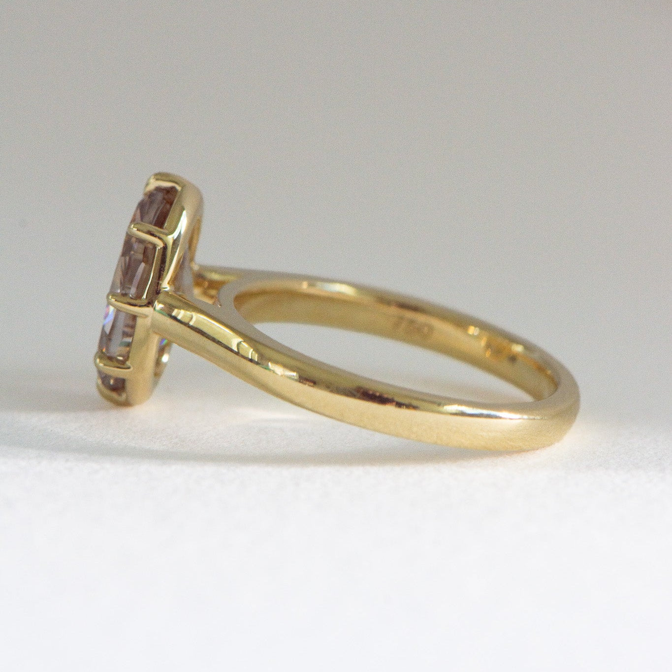 Arabella | 2.51ct Champagne Oval Lab Diamond Engagement Ring