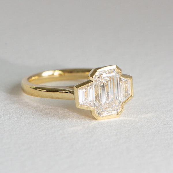 Eliana | 2.5ct Emerald Cut and Trapezoid Lab Diamond Engagement Ring