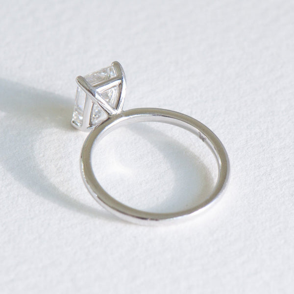 Edith | 2.5ct Emerald Cut Lab Diamond Engagement Ring