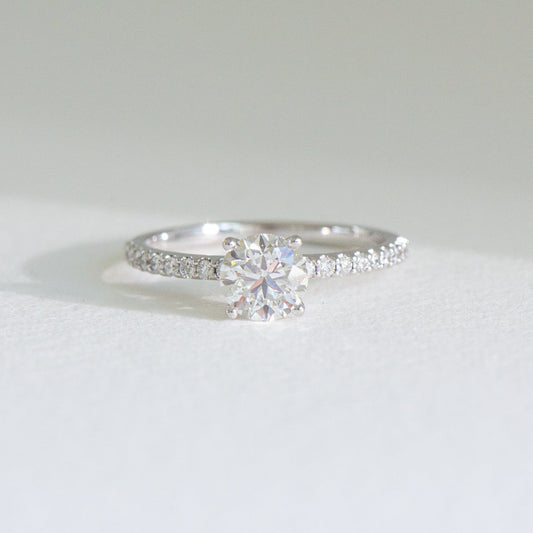 Vera | 0.90ct Round Natural Diamond Engagement Ring