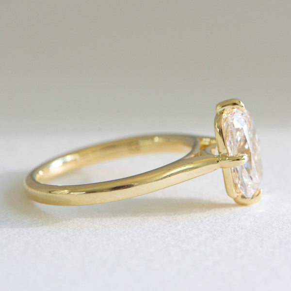 Compass Elora | 2.4ct Champagne Lab Diamond Engagement Ring