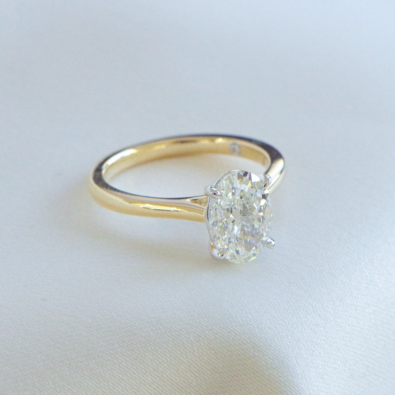 Heritage Helena 2.00ct natural diamond oval ring in 18k gold, Matthews Jewellers Newcastle