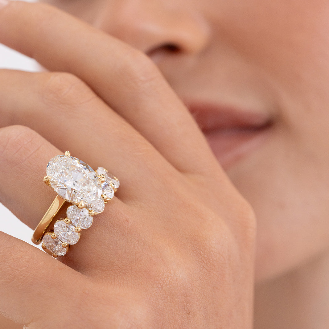 Rhea large oval diamond wedding ring in 18K gold set with 7 lab-grown diamonds