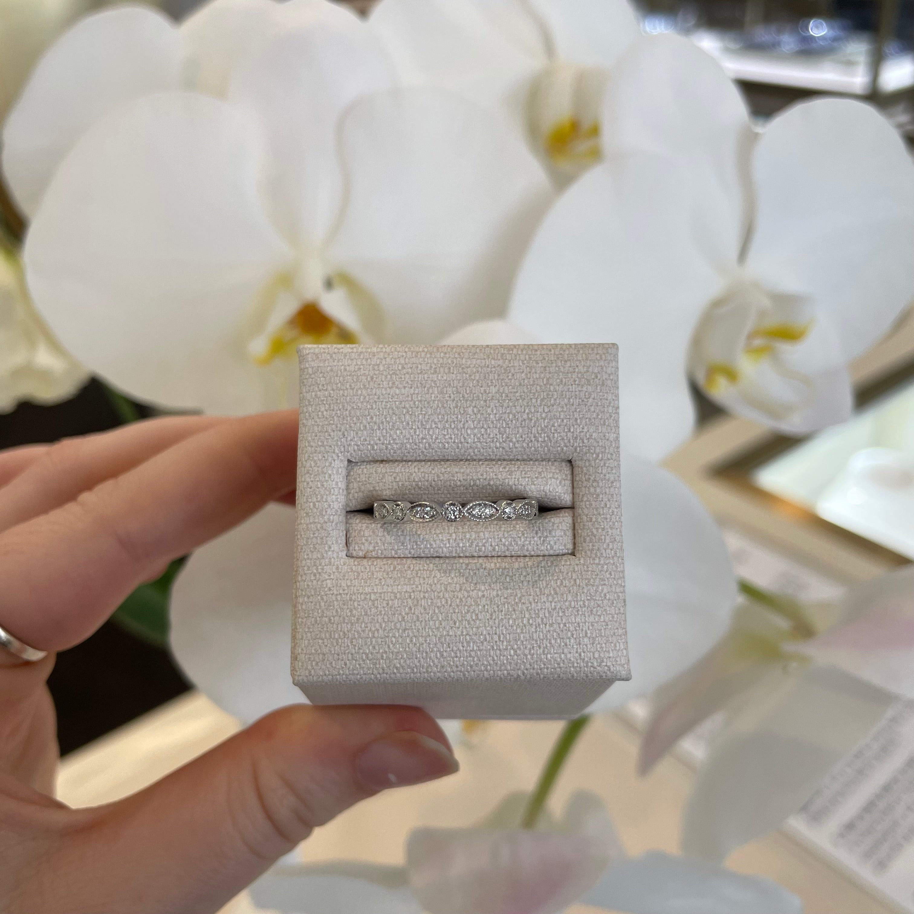 Vintage Style Diamond Band White Gold