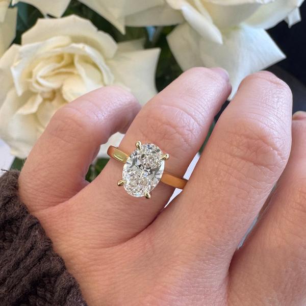 Helena | 2.5ct Oval Diamond Ring