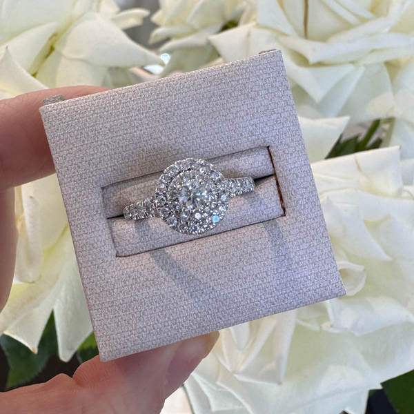 Natural Diamond Engagement Ring