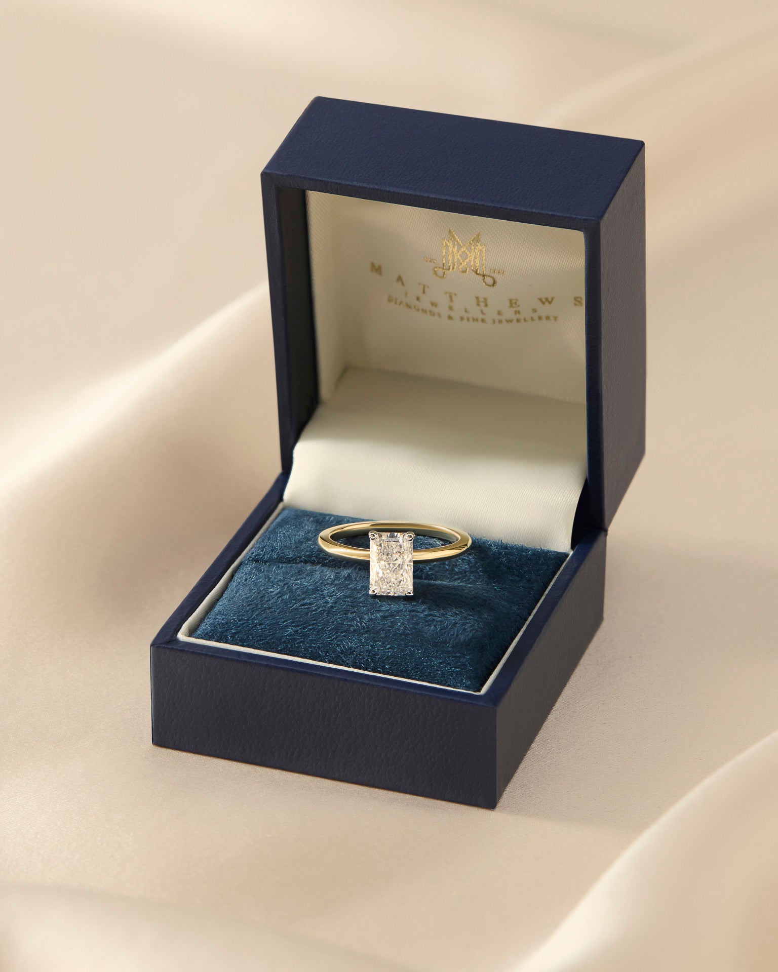 Sofia | Radiant Cut Solitaire Diamond Engagement Ring