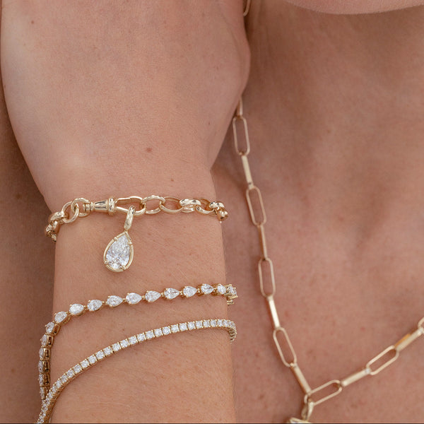 Allure Pear Diamond Enhancer