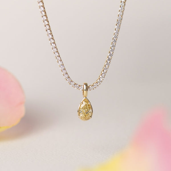 Allure Pear Yellow Diamond Enhancer