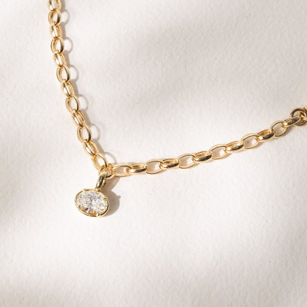 Allure East West Oval Diamond Enhancer