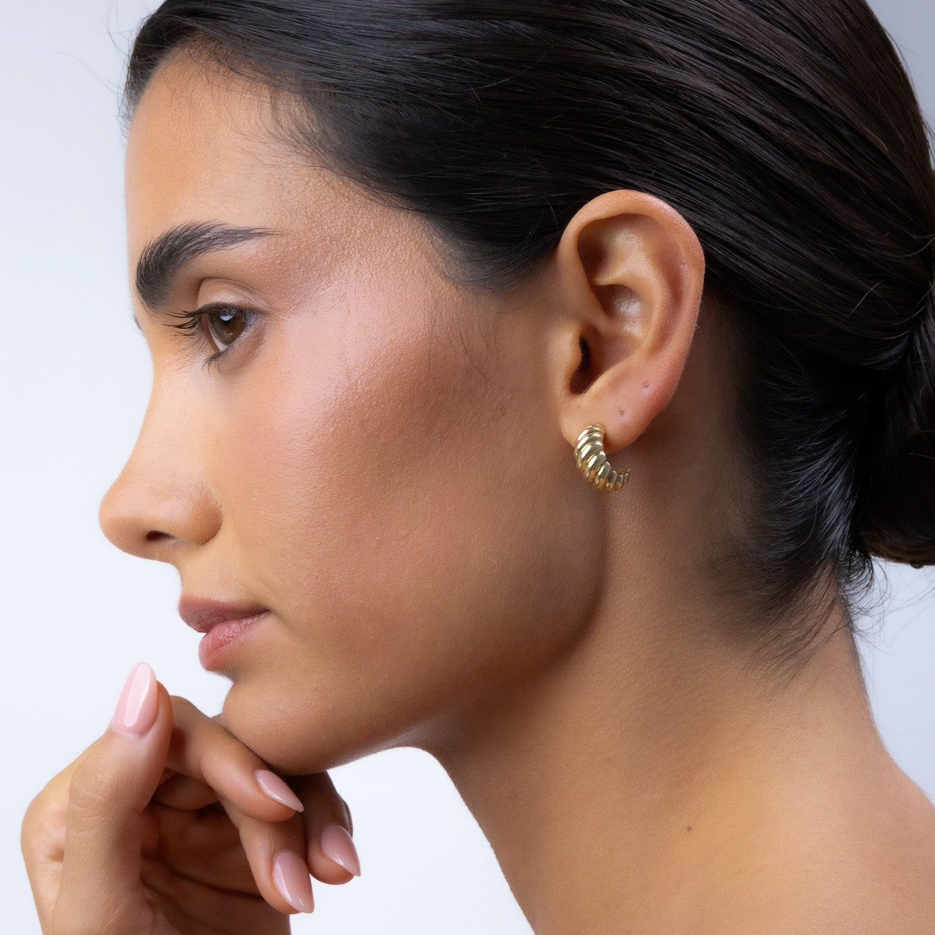 Scalloped Half Curved Stud