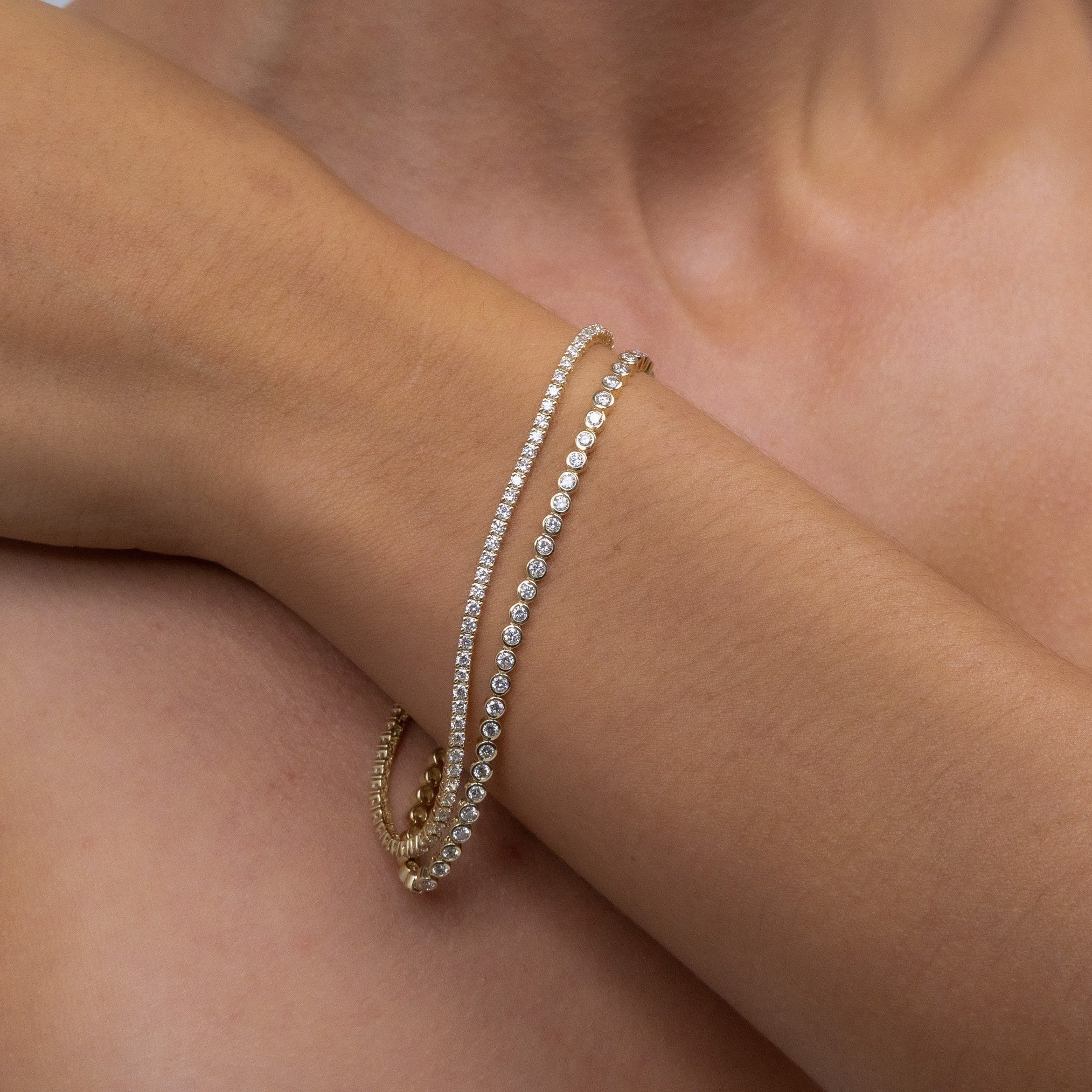 Bezel Round Tennis Bracelet | R2W
