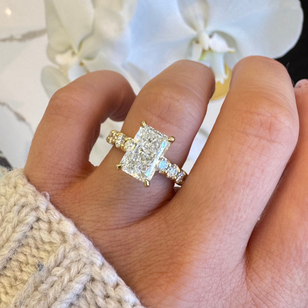 Sofia | 3.03ct Radiant Engagement Ring with Hidden Halo