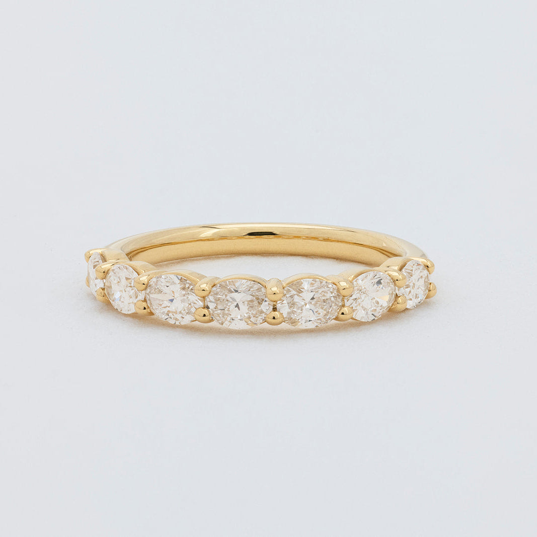 Tove 18K gold east west oval diamond wedding ring set with 7 lab-grown diamonds