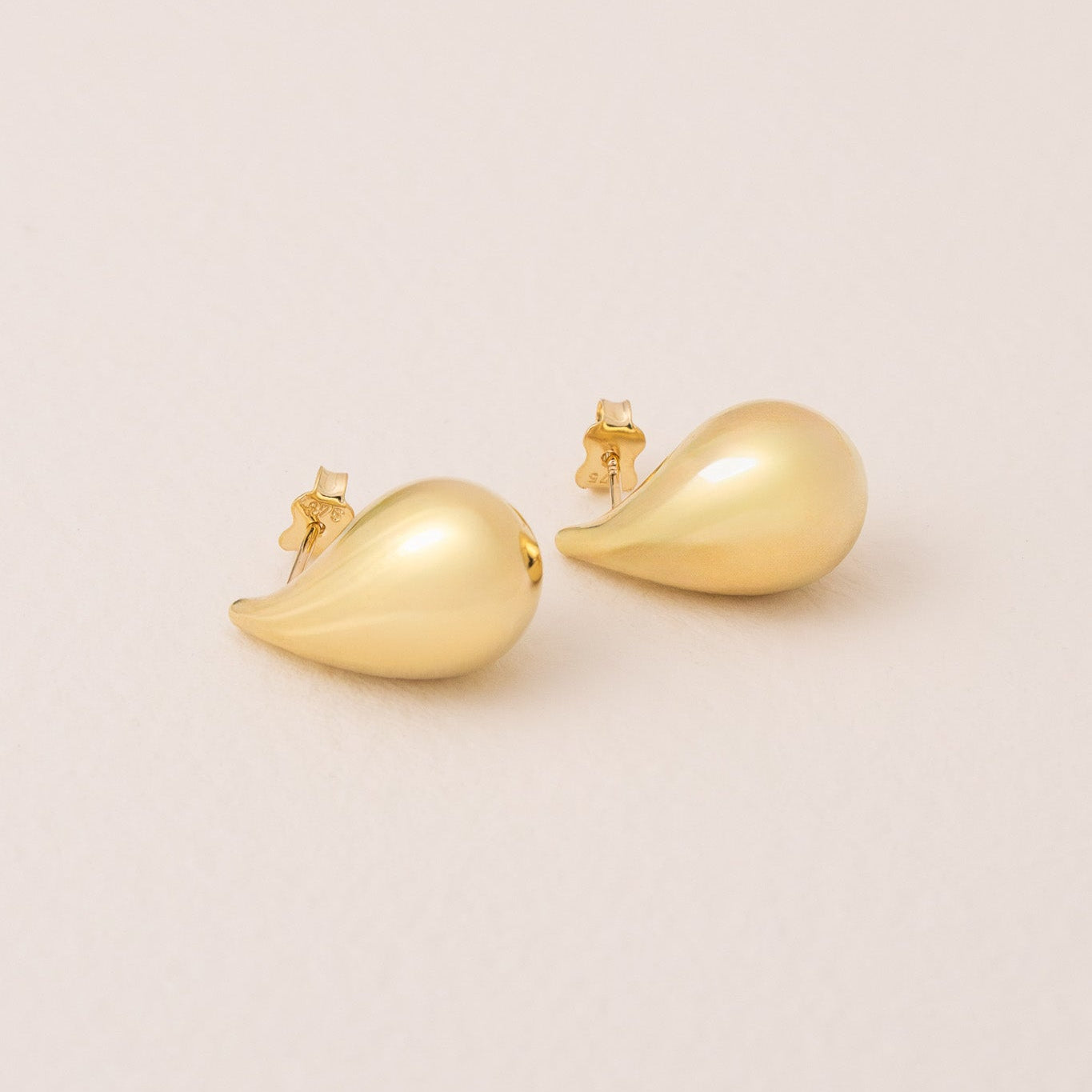 Gold Teardrop Stud Earring