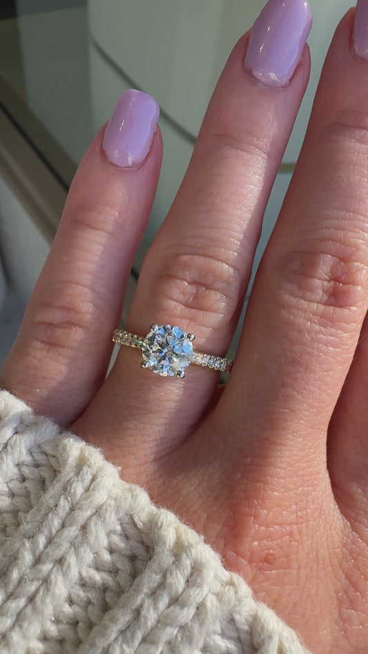 Natural Vera | 1.5ct Round Natural Diamond Engagement Ring
