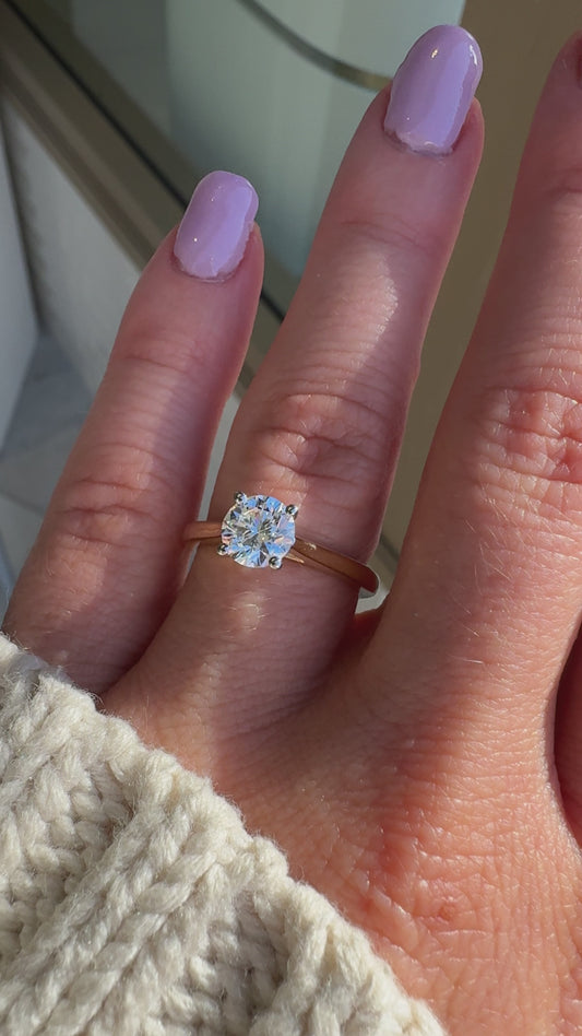 Natural Vera | 1ct Round Natural Diamond Engagement Ring