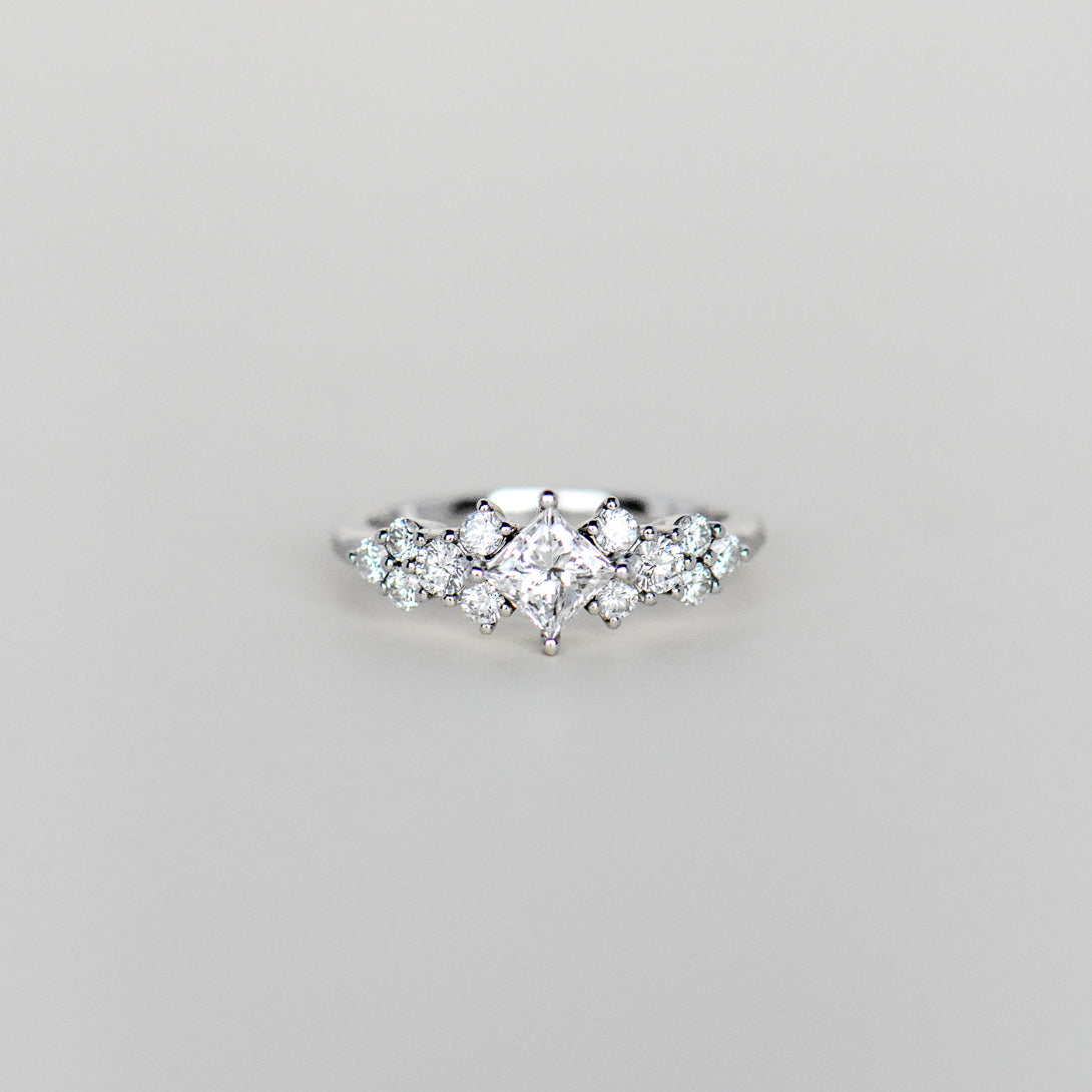Anja | Princess Cut Diamond Ring